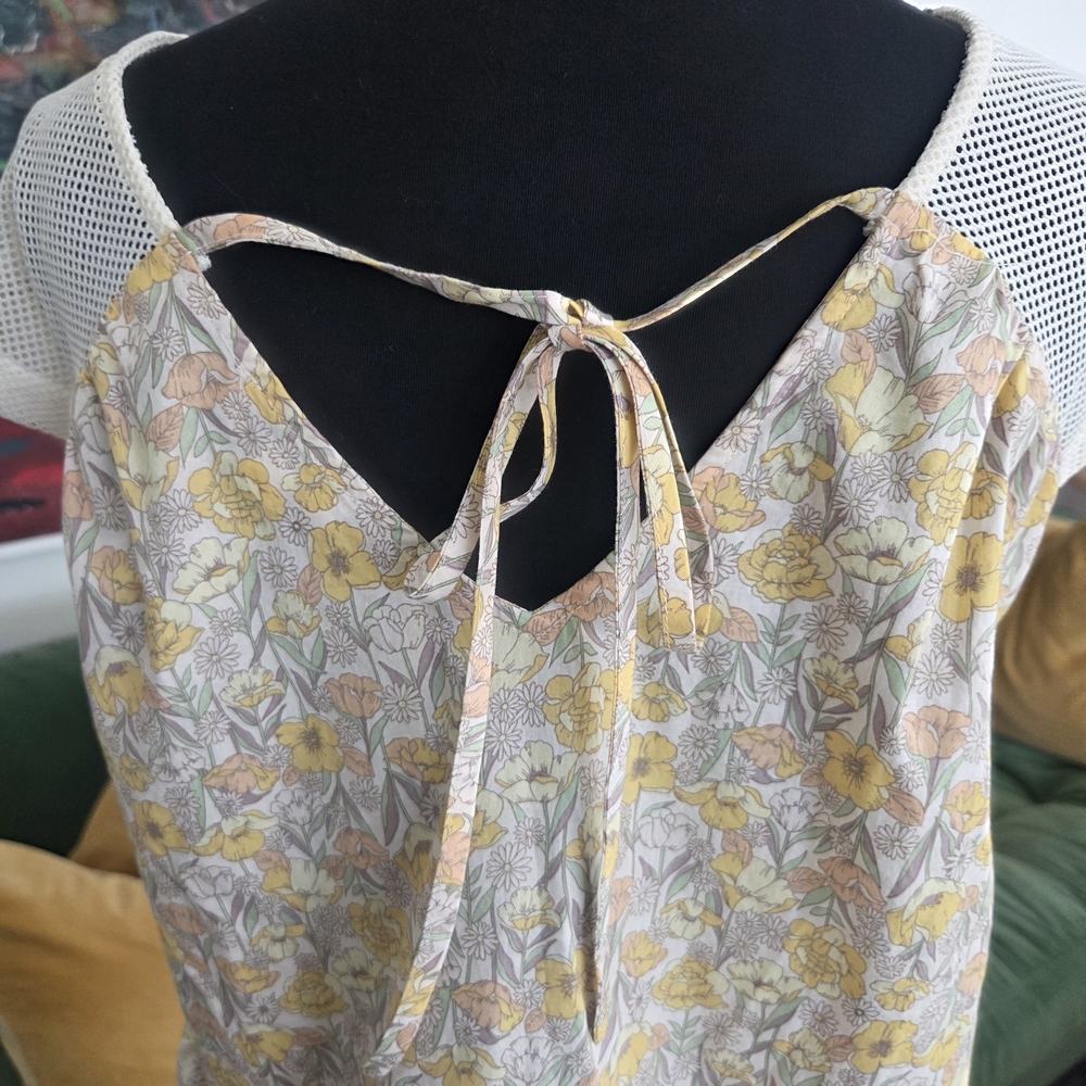 Umgee Boho Peasant Yellow Floral Print + Cream Tiered Top, Tie Back Neck - Small - Picture 6 of 9